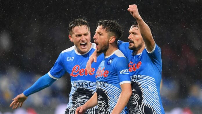 undici le maglie da gioco utilizzate dal Napoli